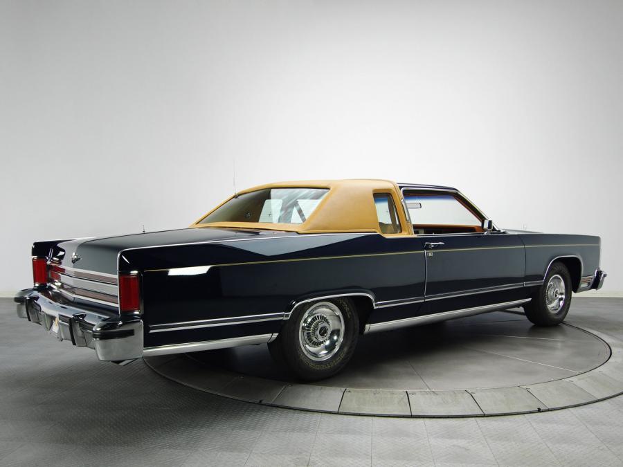  Lincoln Continental Coupe 1978 года  (фото 7 из 9)